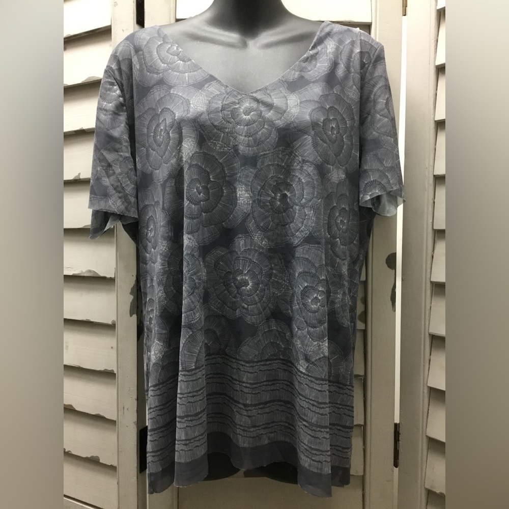 Grey floral top by Rose & Olive